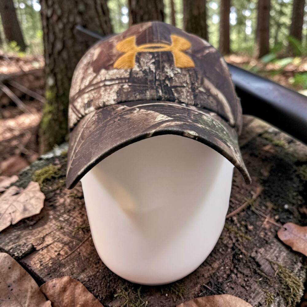 Under Armour Men's Medium or Large M/L Heatgear Camo Embroidered Logo Cap Hat